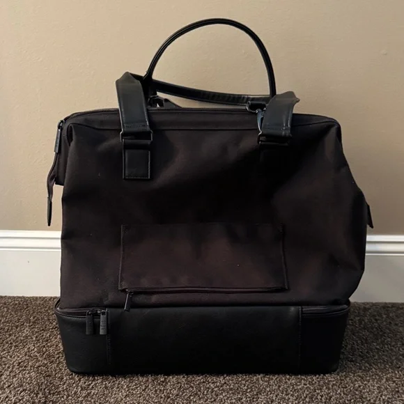 BEIS Mini weekender in Black - Picture 2 of 8